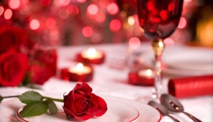 چگونه فضای خانه را برای یک شام رمانتیک با همسر خود آماده کنیم؟ 